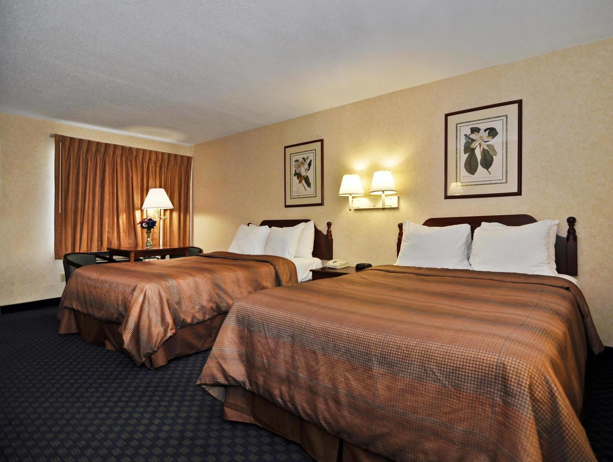 Quality Inn Ашбърн Екстериор снимка